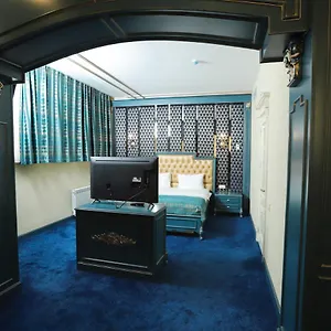 Krone Hotel Baku